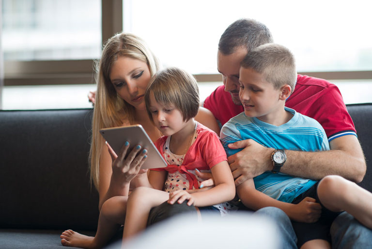 E se poi prende il vizio? I bisogni irrinunciabili dei nostri bambini